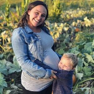 Meet your Posher, Olivia